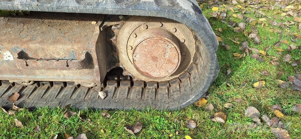 Kobelco E 70 SR Bageri gusjeničari