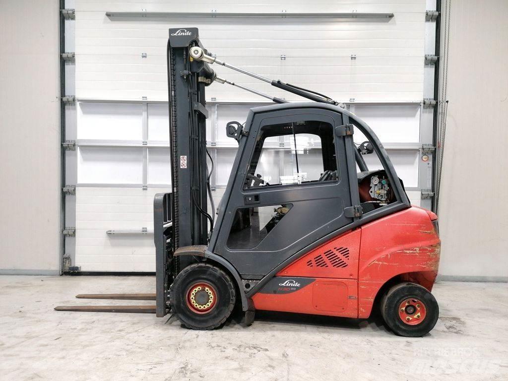 Linde H30T-02 Plinski viličari