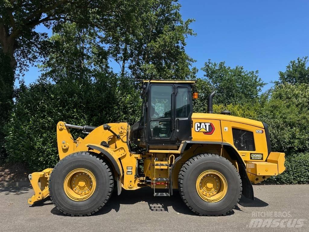 CAT 938 Utovarivači na kotačima