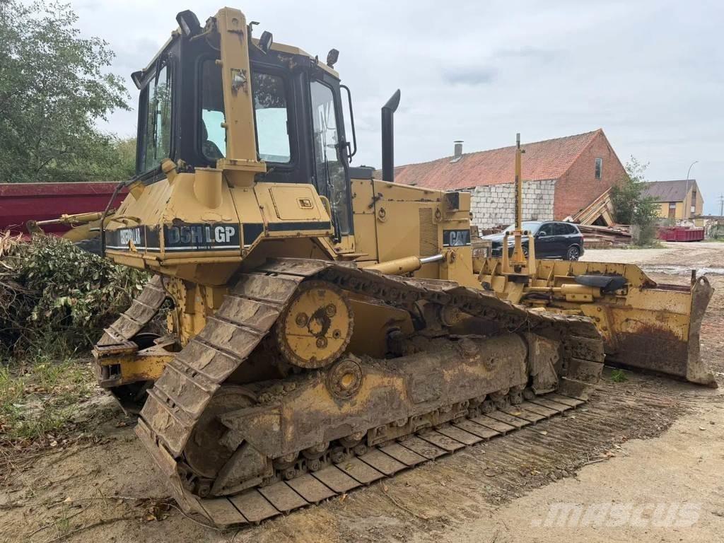 CAT D5H Buldožeri gusjeničari