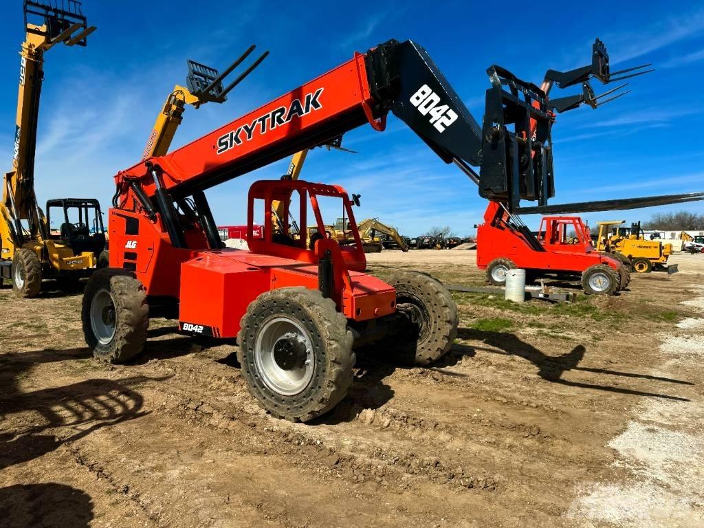 SkyTrak 8042 Teleskopski viličari