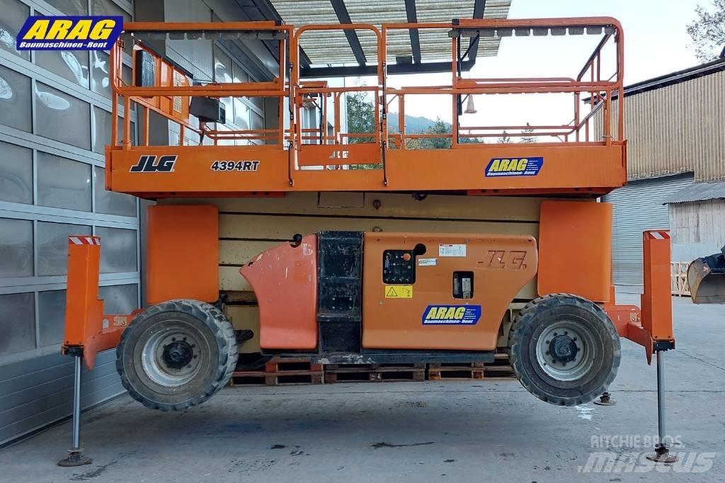 JLG 4394RT, 4x4 Škaraste platforme