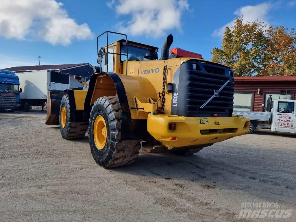 Volvo L 180 E Utovarivači na kotačima