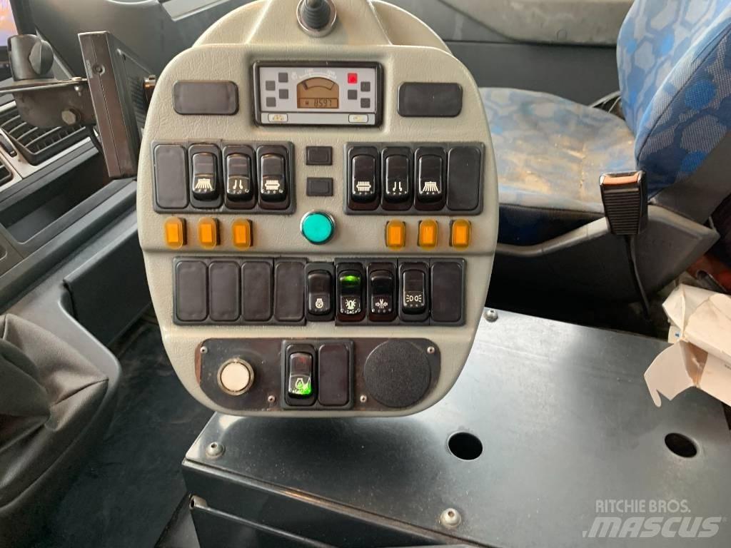 Iveco 150E 22 Strojevi za metenje