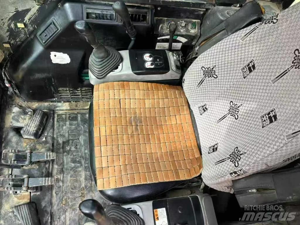 Komatsu PC 56 Bageri gusjeničari