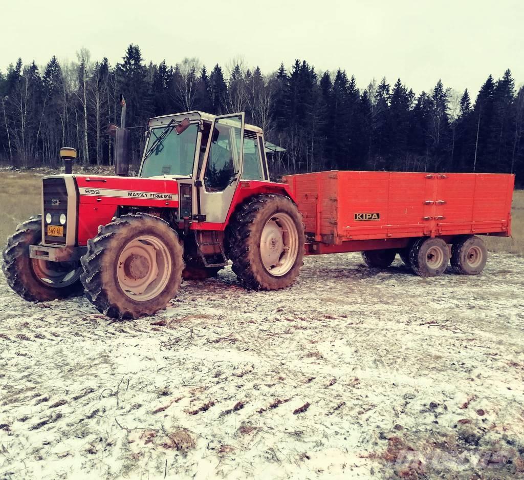 Massey Ferguson 699 Traktori
