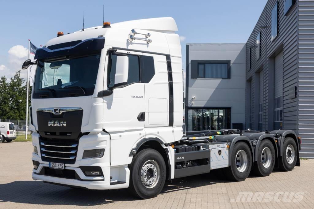 MAN TGX 35.520 Rol kiper kamioni s kukama za dizanje