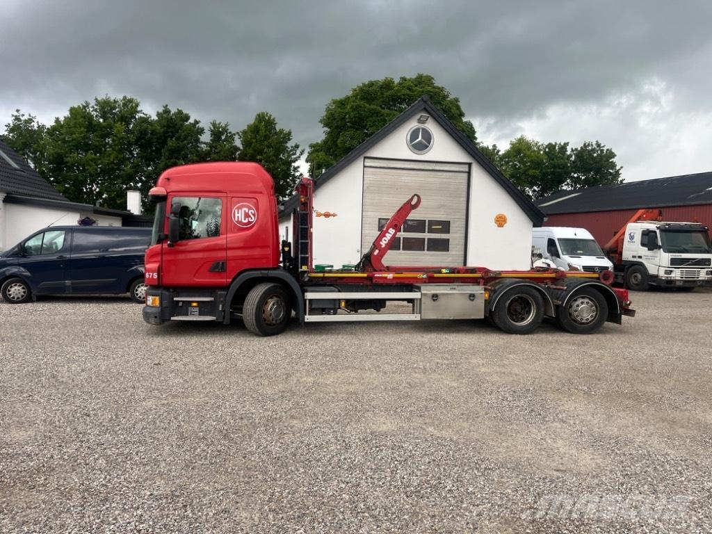 Scania P 320 Rol kiper kamioni s kukama za dizanje