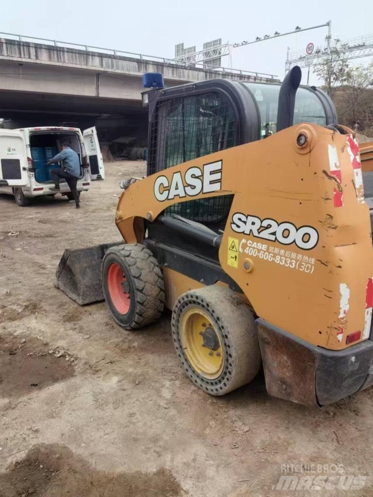 CASE SR 200 Skid steer mini utovarivači