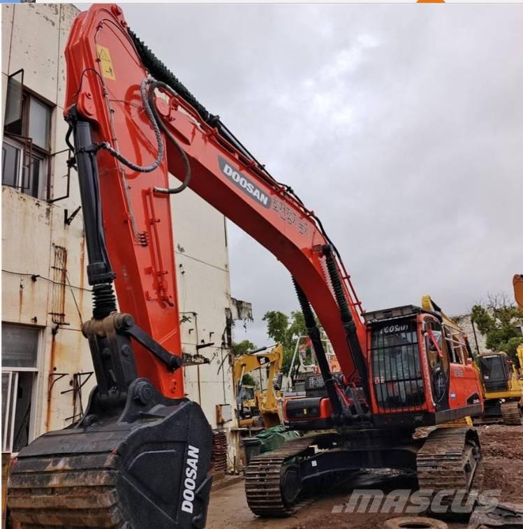 Doosan DX 340 LC Bageri gusjeničari