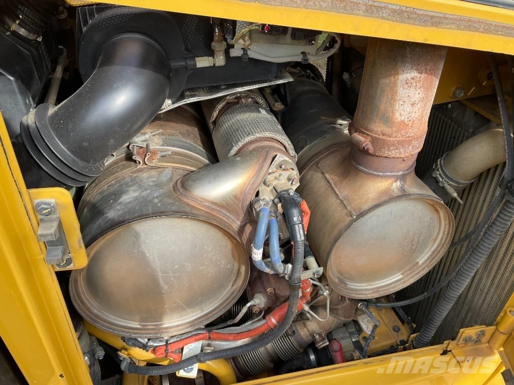 CAT D 6 T LGP EPA Buldožeri gusjeničari