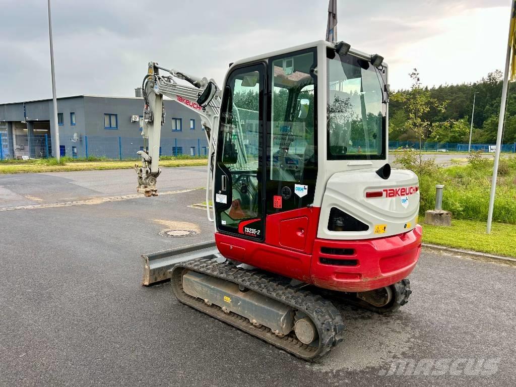 Takeuchi TB 235-2 V3 Mini bageri <7t