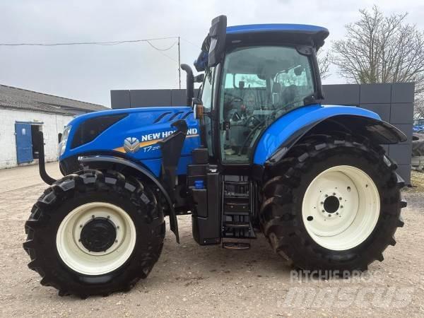 New Holland T7.210 Traktori