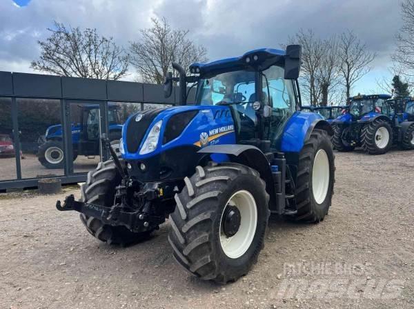 New Holland T7.225 Traktori
