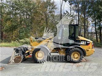 CAT 906M Utovarivači na kotačima