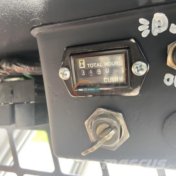 Bobcat 310 Utovarivači na kotačima