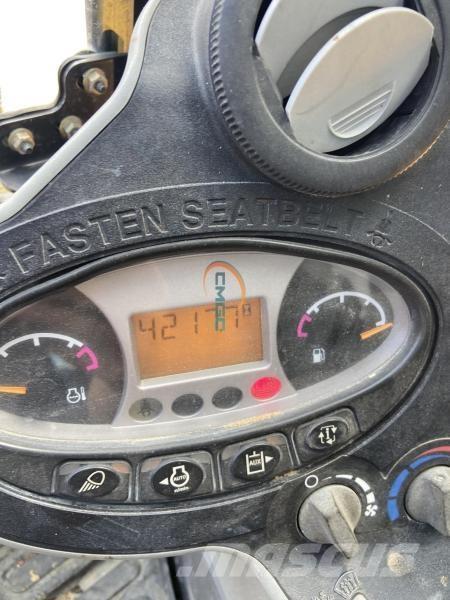 Bobcat E 35 Bageri na kotačima