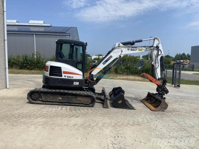 Bobcat E 50 Bageri na kotačima