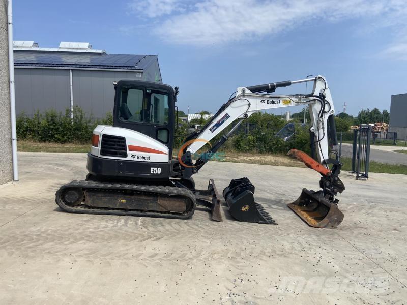 Bobcat E 50 Bageri na kotačima