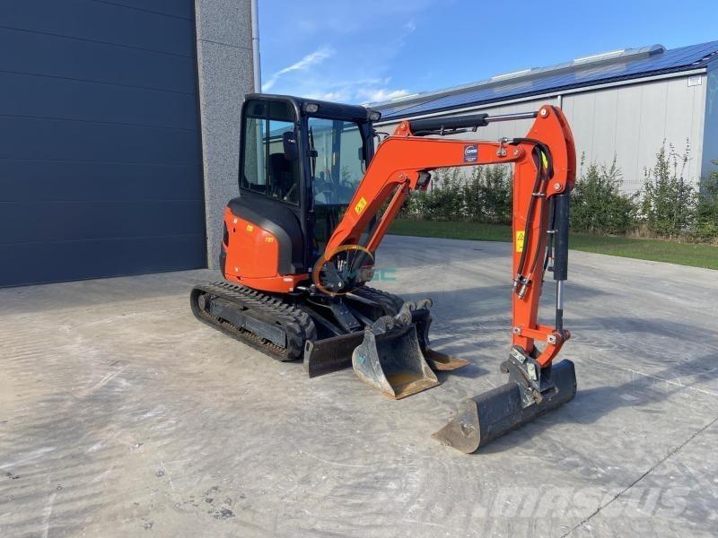 Kubota U27-4 HI Bageri na kotačima