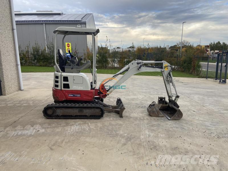Takeuchi TB217R Bageri na kotačima