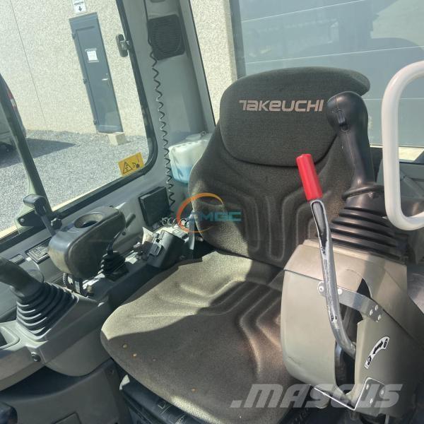 Takeuchi TB225 Bageri na kotačima