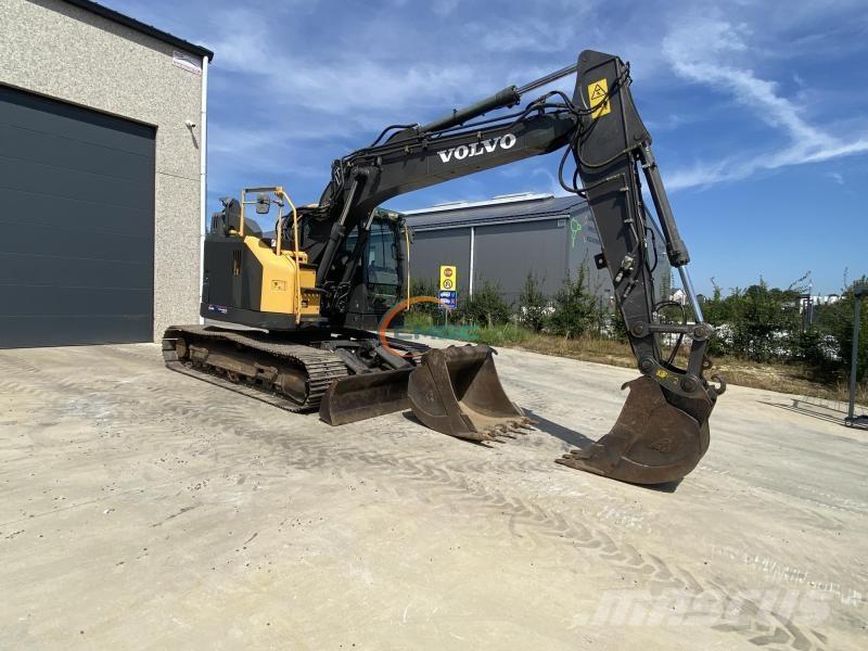 Volvo EC45 Bageri na kotačima
