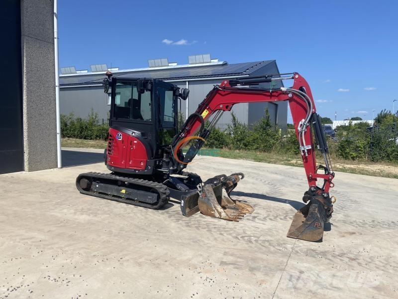 Yanmar VIO38-6 Bageri na kotačima
