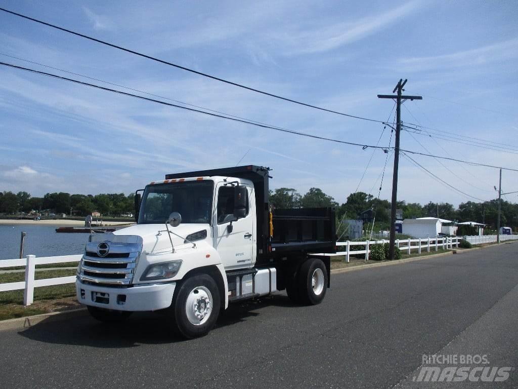 Hino 338 Kiper kamioni