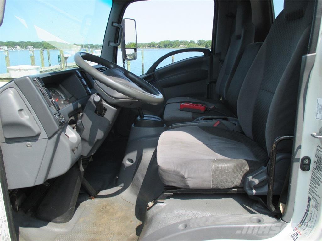 Isuzu NRR Kontejnerski kamioni