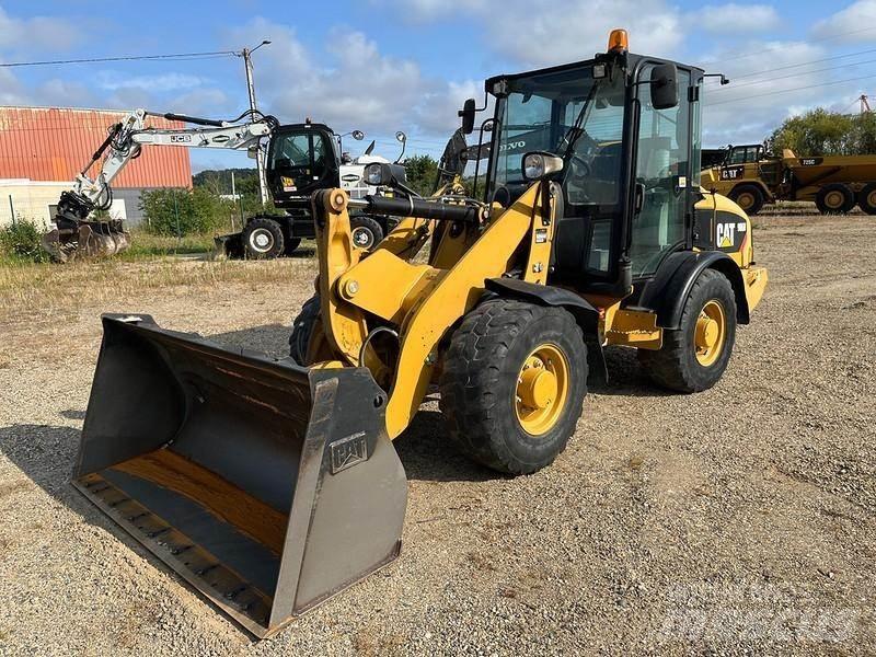CAT 906H Utovarivači na kotačima