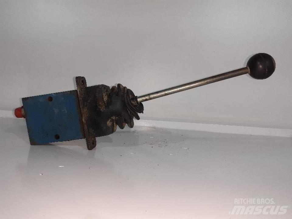CASE 1188 Kabine i unutrašnjost