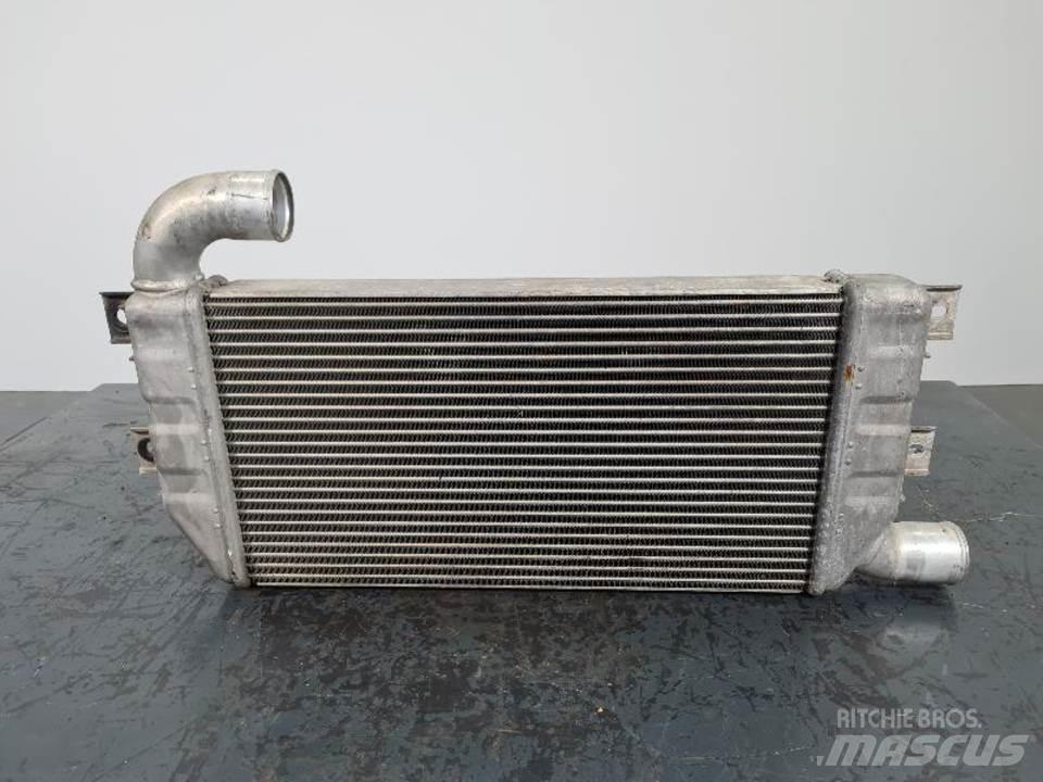 CAT 323D Motori