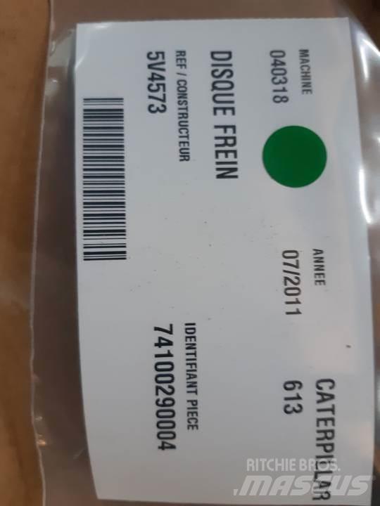 CAT 613 Gusjenice