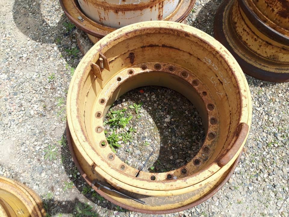CAT 735 Gusjenice