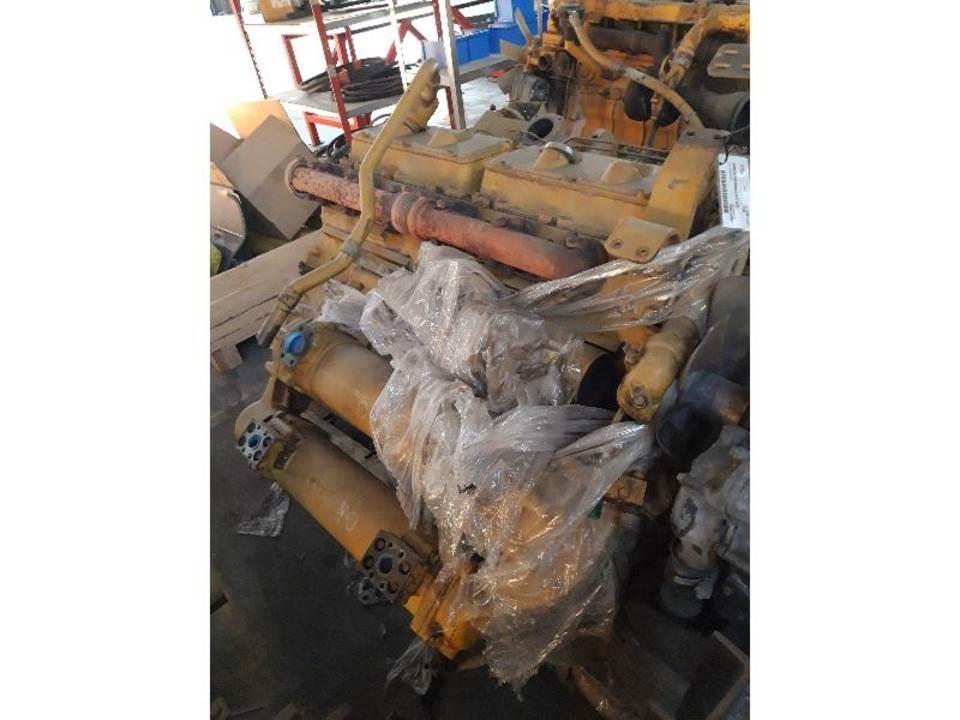 CAT 775B Motori