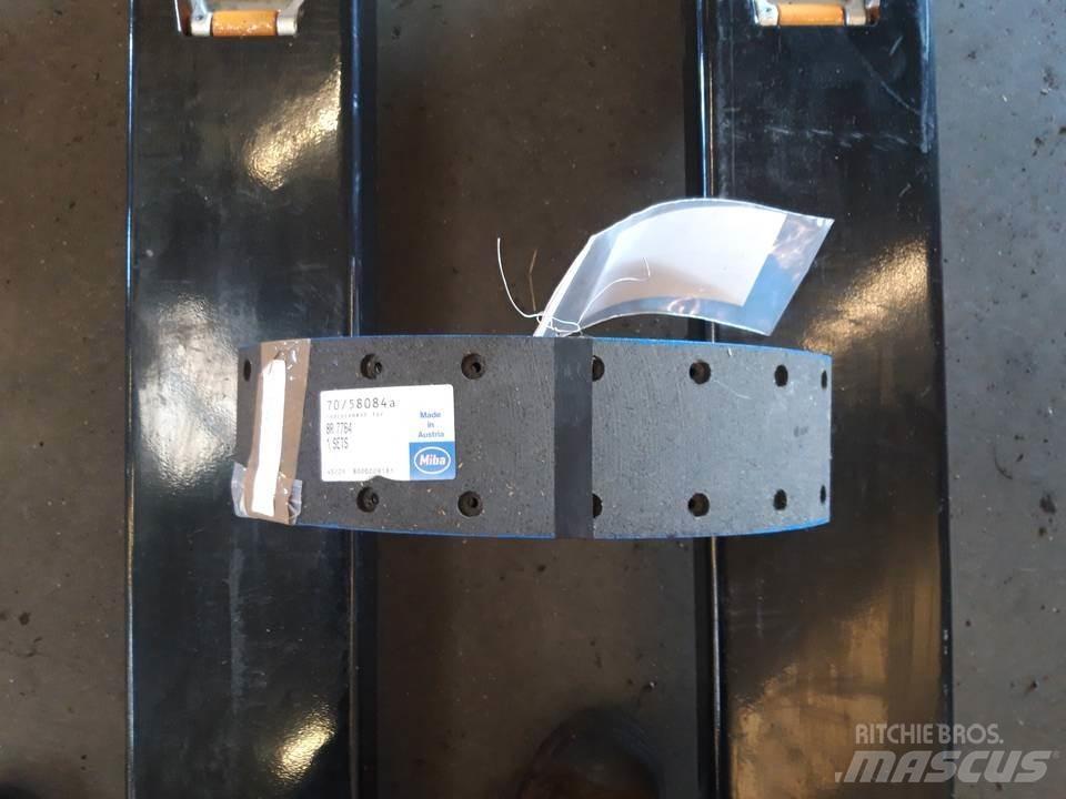 CAT 950 Gusjenice