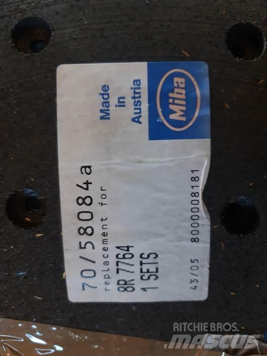 CAT 950 Gusjenice
