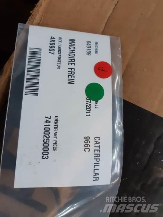 CAT 966C Gusjenice