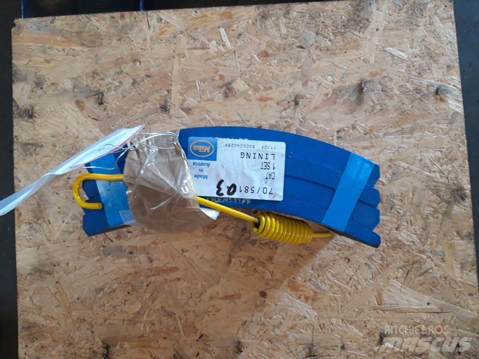 CAT 966D Gusjenice