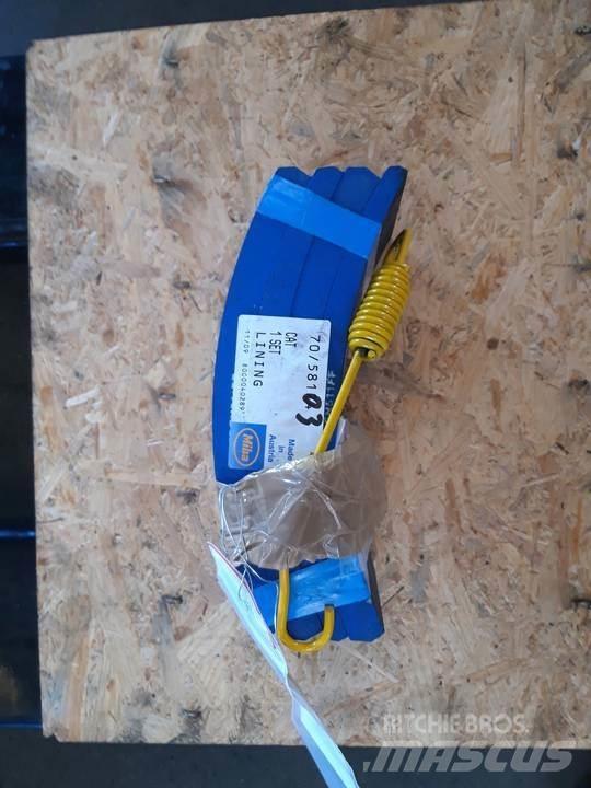 CAT 966D Gusjenice