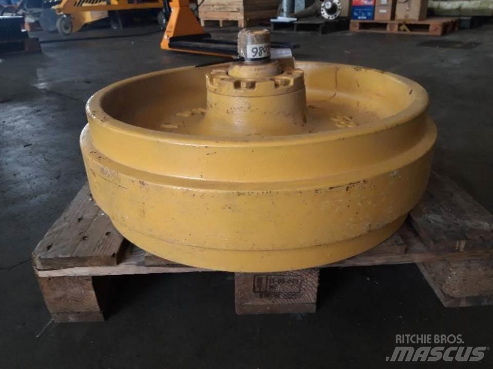 CAT D7R Gusjenice