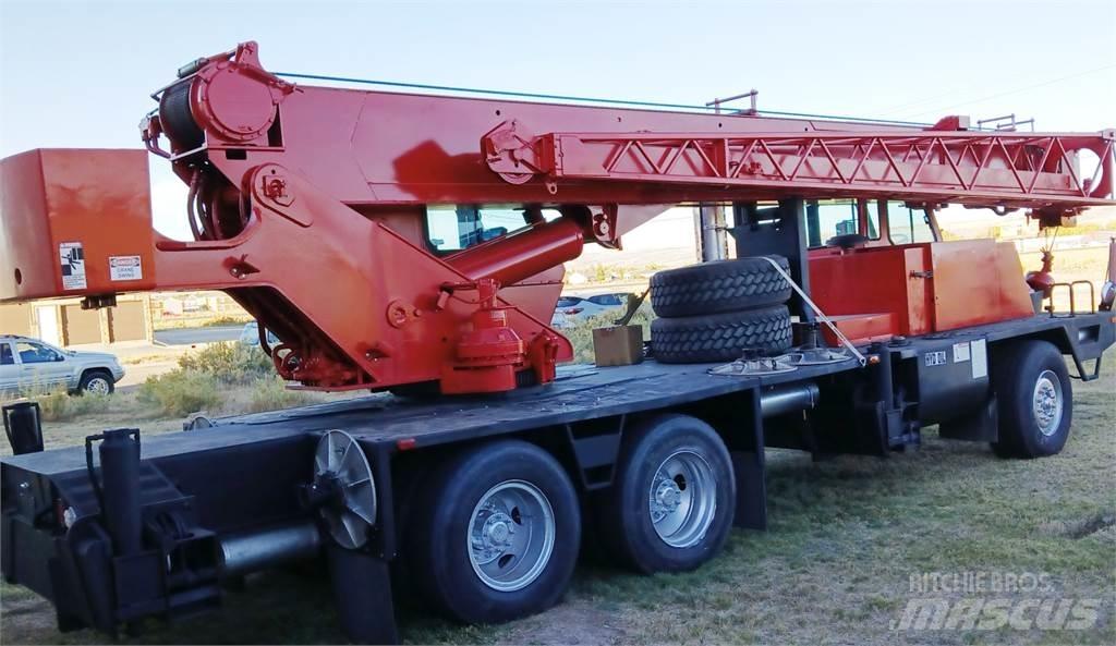 Lorain MCH 230E Rabljene dizalice za težak teren