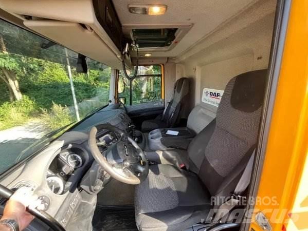 DAF CF 370 Rol kiper kamioni s kukama za dizanje