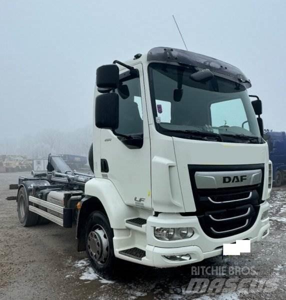 DAF LF 260 FA +(CZ) CTS Rol kiper kamioni s kukama za dizanje