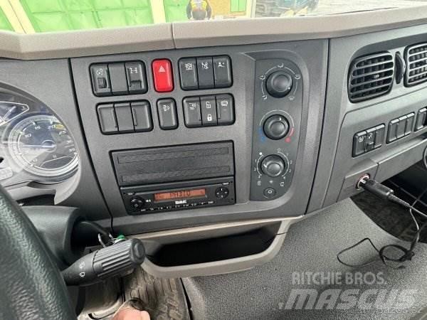 DAF LF 260 FA +(CZ) CTS Rol kiper kamioni s kukama za dizanje