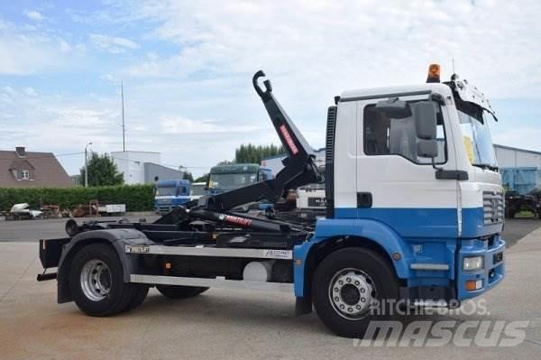 MAN TGM 18.240 Rol kiper kamioni s kukama za dizanje