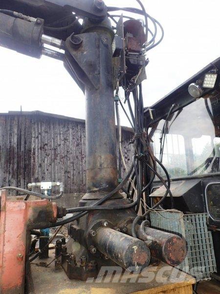 ZTS LKT 120 + přívěs Strojevi za sječu stabala