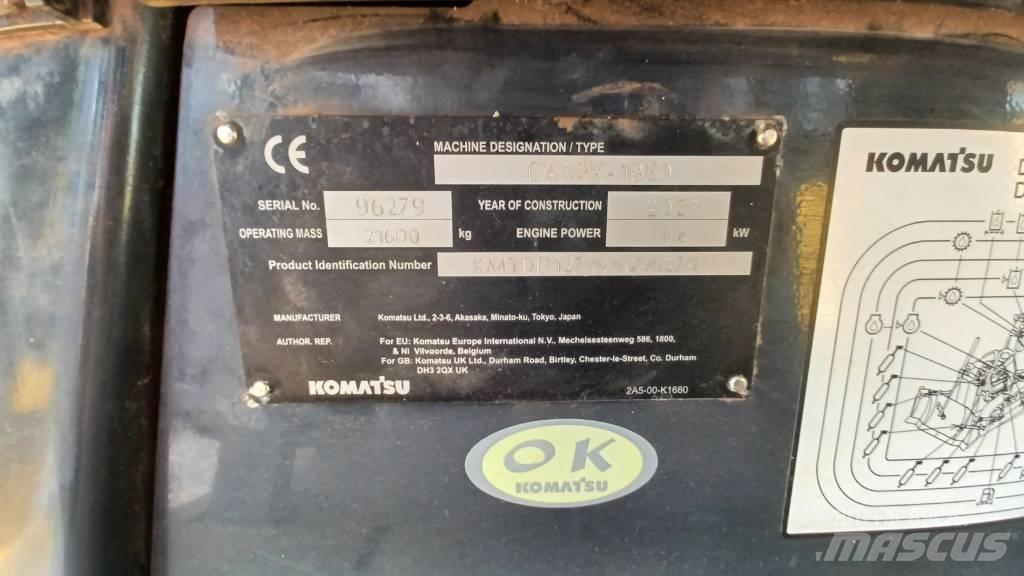 Komatsu D65PX-18 Buldožeri gusjeničari
