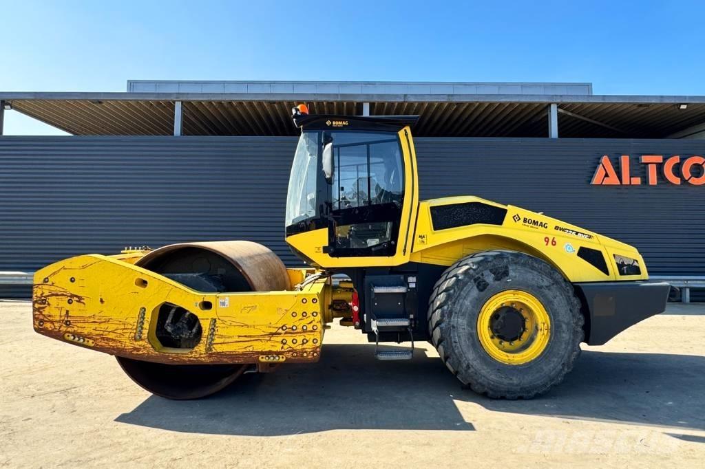 Bomag BW 226 BVC-5 Valjci sa jednim bubnjem